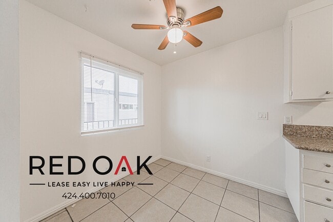 Photo - 13043 Vanowen St Unidad 3