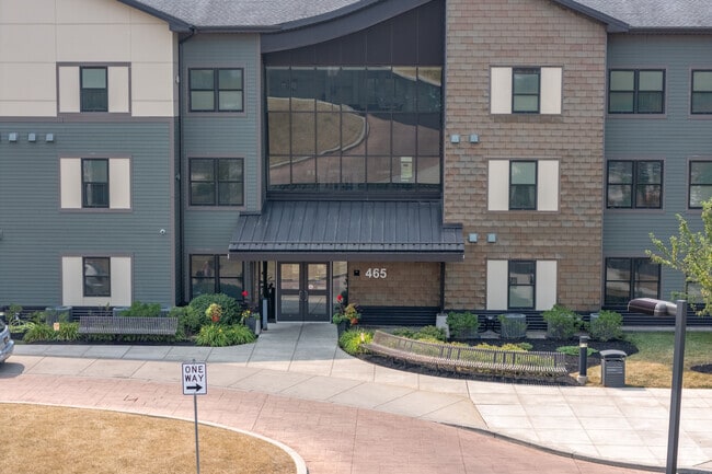 Packet Boat Landing Apartments