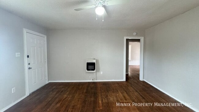 Photo - 2309 2nd Pl