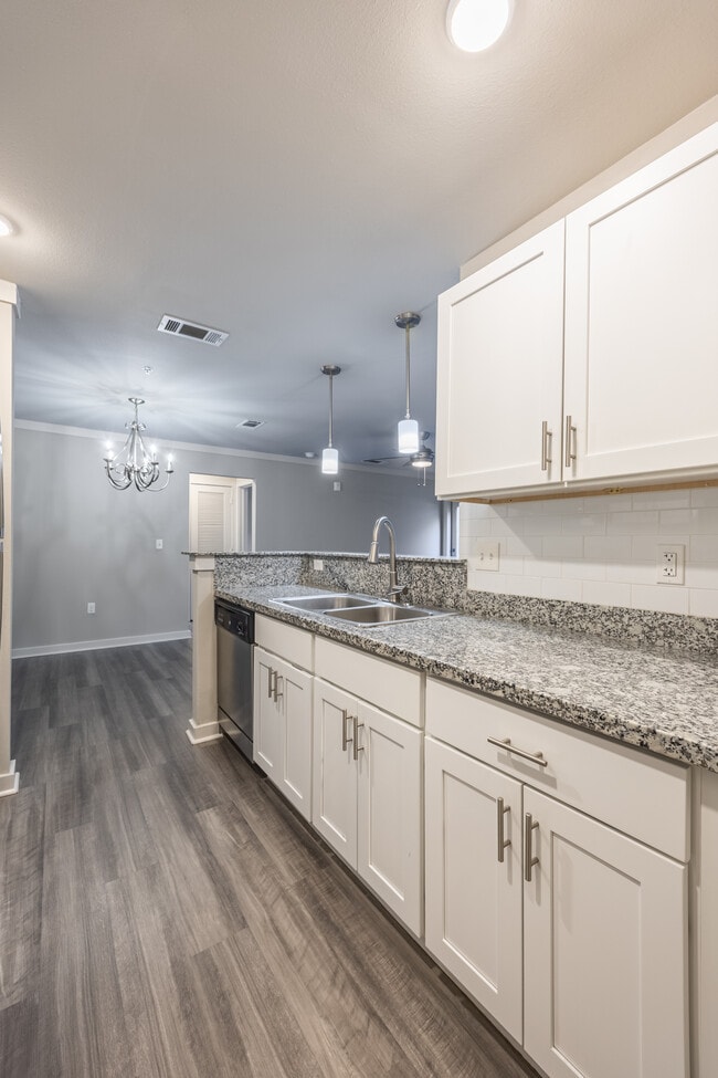 Eagles Landing Luxury Apartment Homes