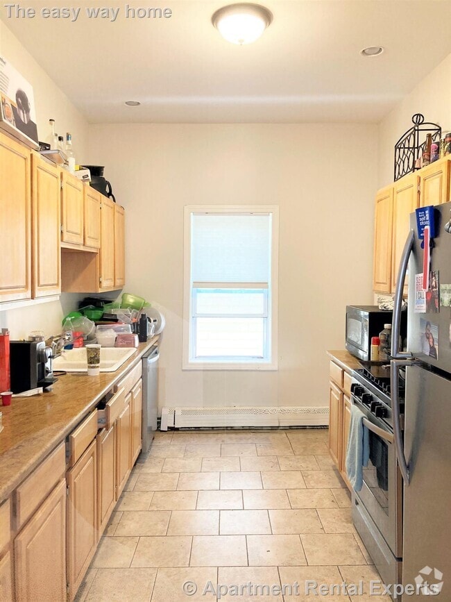 Building Photo - 71 Cross St Rental