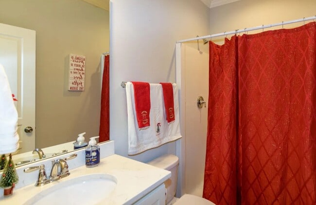 Photo - 1106 Bromby Ave