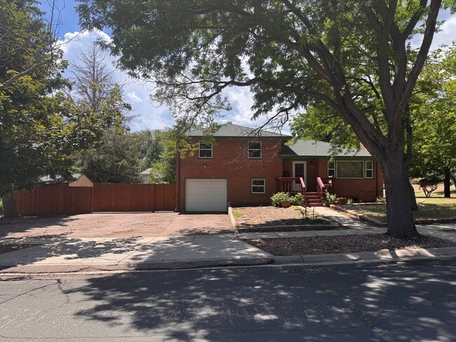 Photo - 3131 W Platte Ave