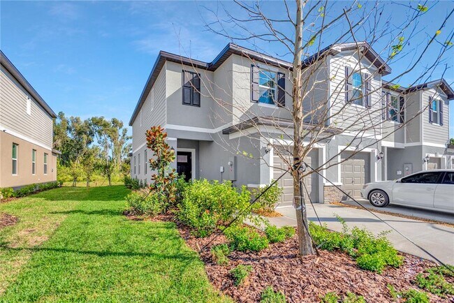 Photo - 6032 Shiner St