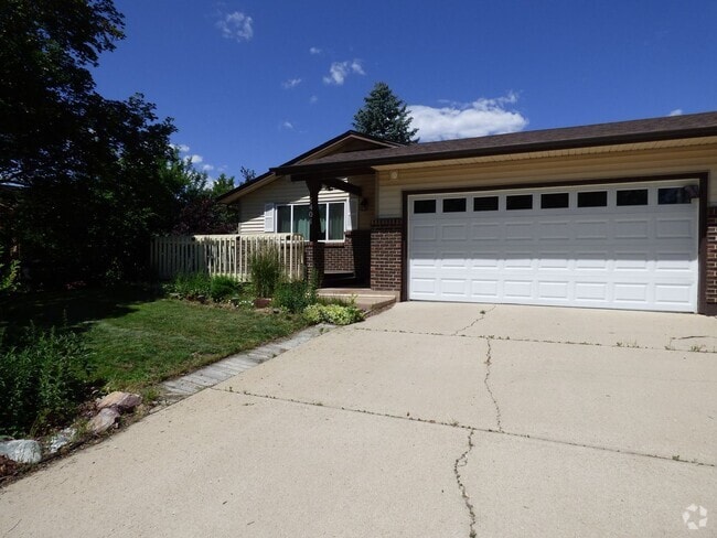 Building Photo - Great Home in a Quiet Neighborhood