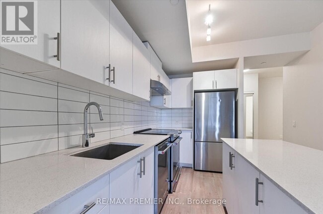 Photo - 9000 Jane St Unit 308