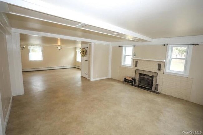 Photo - 20 Abbeyfield Ln