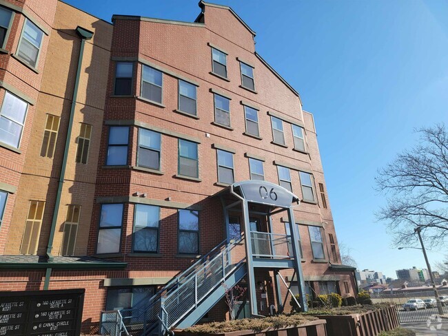 Building Photo - 160 Lafayette St Unit 301 Rental