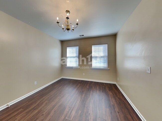 Photo - 5103 Abercromby St
