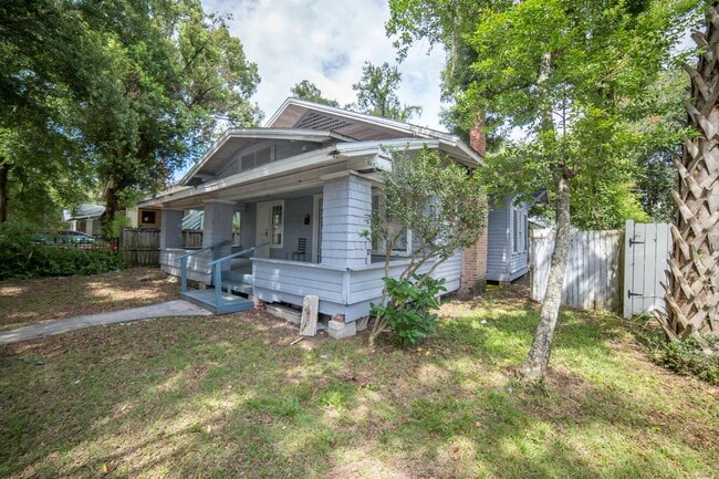 Photo - 101 NW 7th Terrace