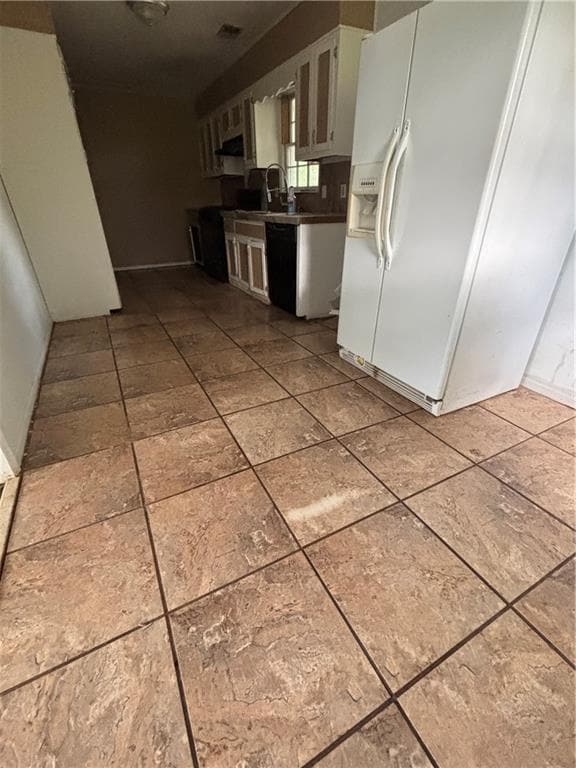 46 W Wedgewood Cir