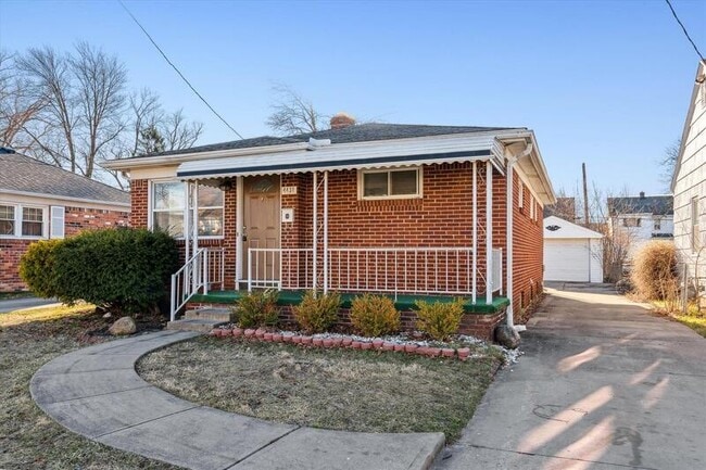 Photo - 4431 Caroline Ave