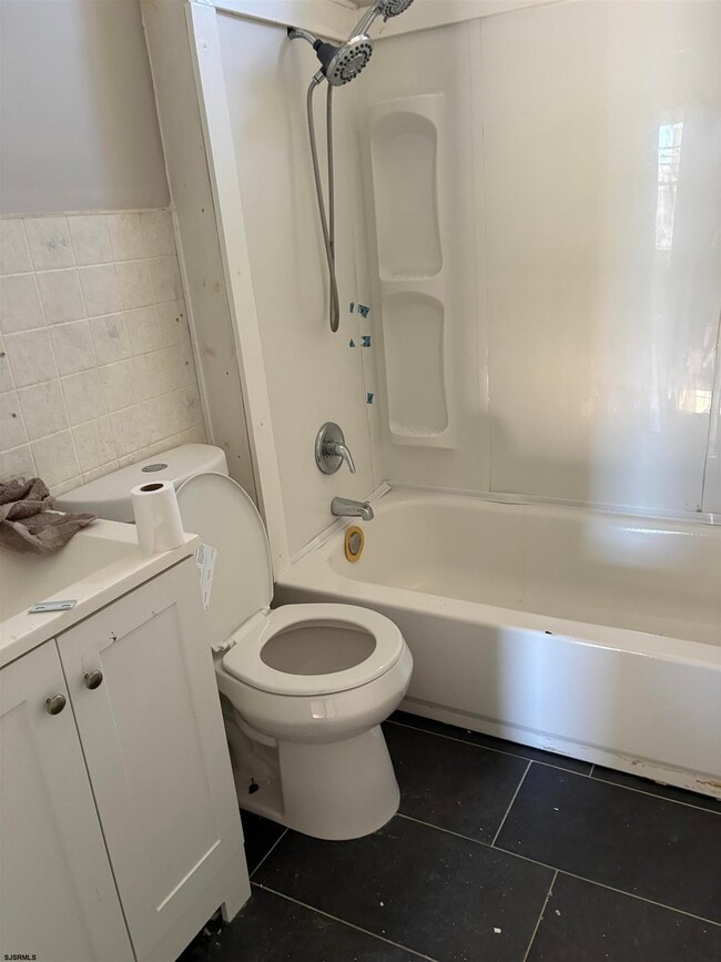 Photo - 711 Harris Pl