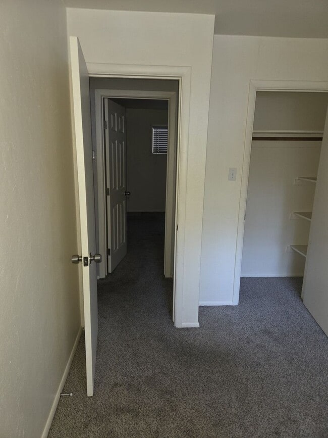 Photo - Unfurnished two bedroom apartment Unit 3