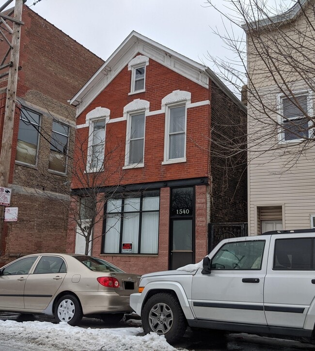 Photo - 1540 W 17th St Unit Apt 1