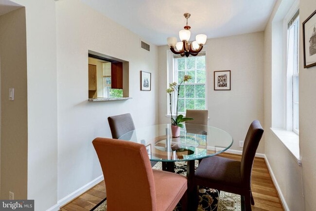 3951 Langley Ct NW Unit D586