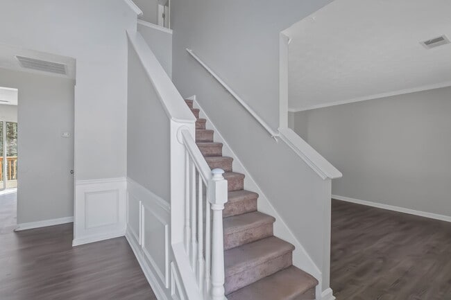 Photo - Spacious and inviting