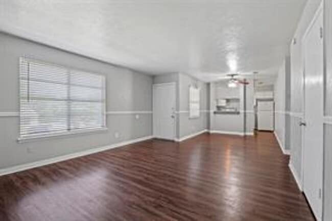 Ennis Place Apartments