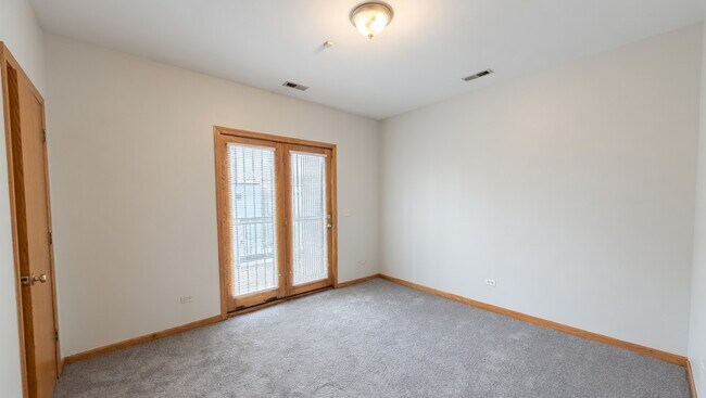 Photo - 1340 N Campbell Ave Unit 03