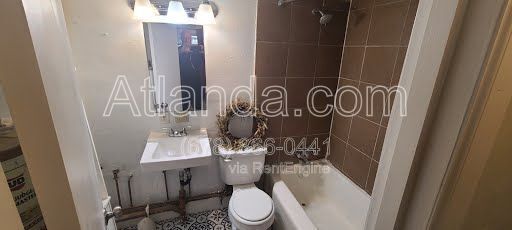 Photo - 66 Chester Ave SE