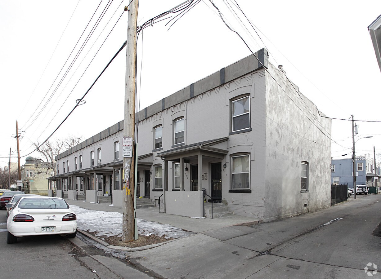 Photo - Holly Apartments
