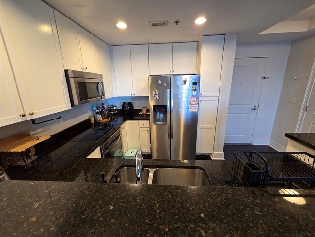 285 Centennial Olympic Park Dr NW Unit 1702