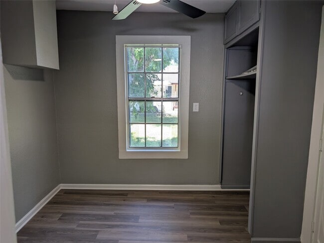 Photo - 7116 Avenue F