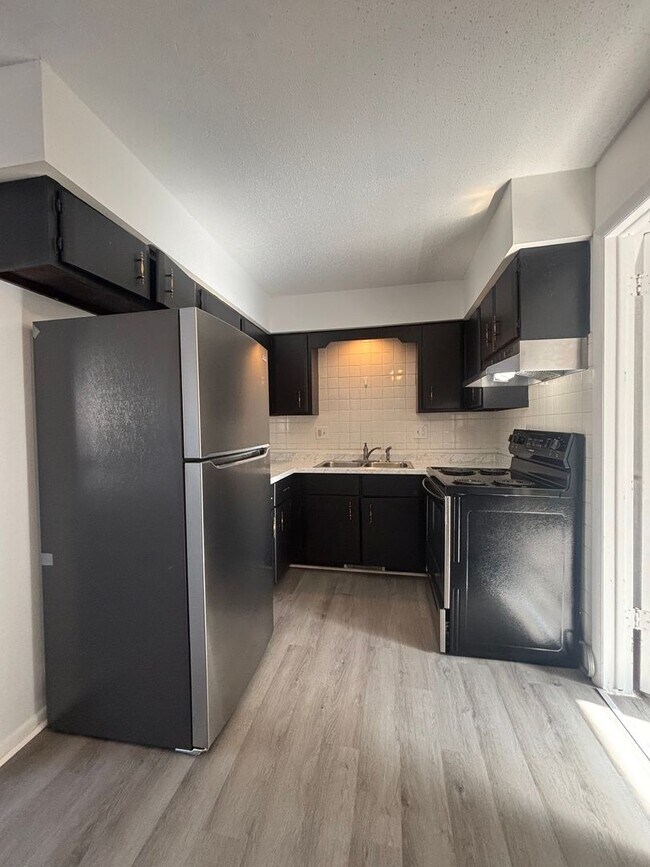 Photo - Come see this 1 bedroom 1 bathroom apartme...