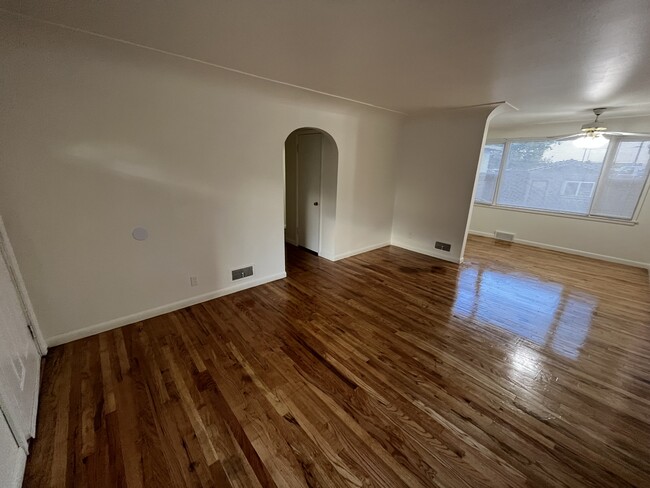 Photo - 4470 Harlan Ct