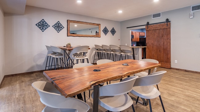 6 person table with chairs around