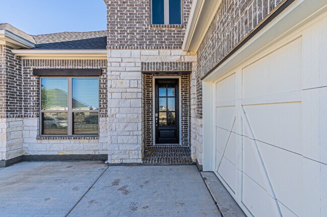 Building Photo - 3231 Tobias Ln