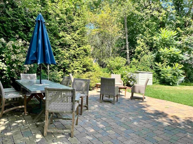 Photo - 20 Browns Ct