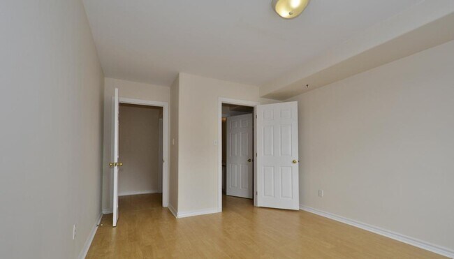 Photo - 155 Stoneybrook Court