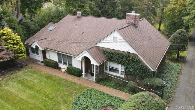 Photo - 395 N Little Tor Rd