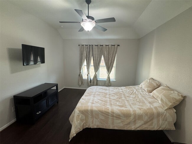 Photo - 5310 Royal Press Dr