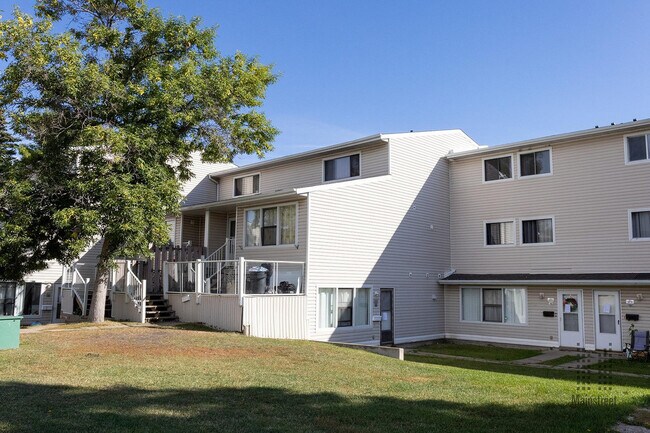 Photo - Clareview Court