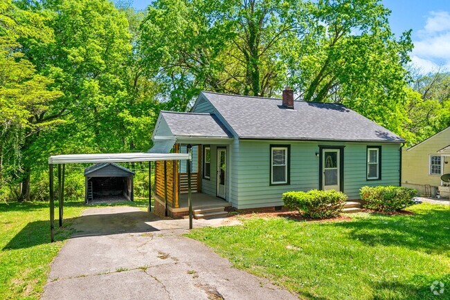 Building Photo - 2 Bedroom Home For Rent Near Madison Street!