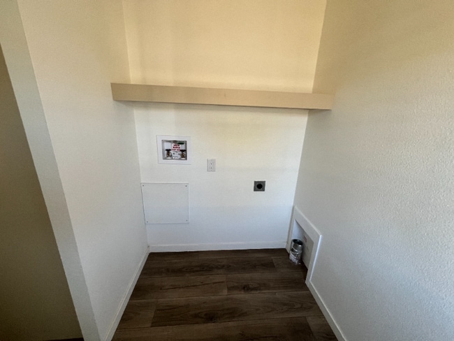 Photo - 2000 E Frontier Ave