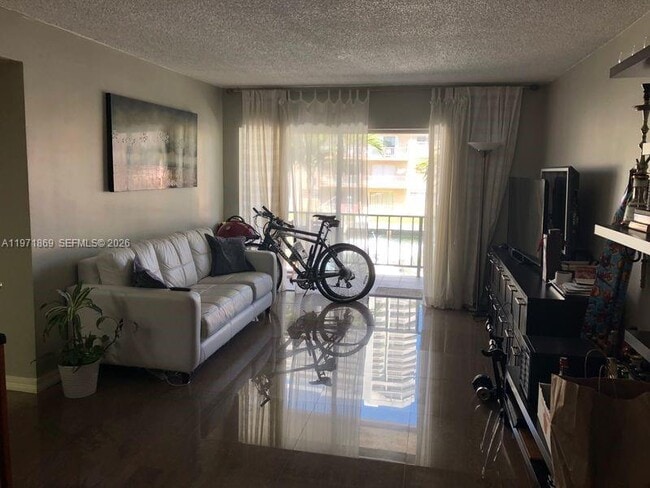 Photo - 3531 NE 170th St Unit 204