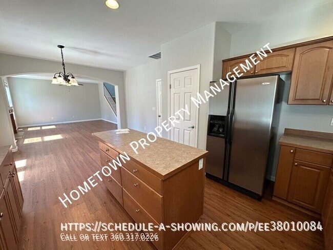 Photo - 5005 71st Ave SE