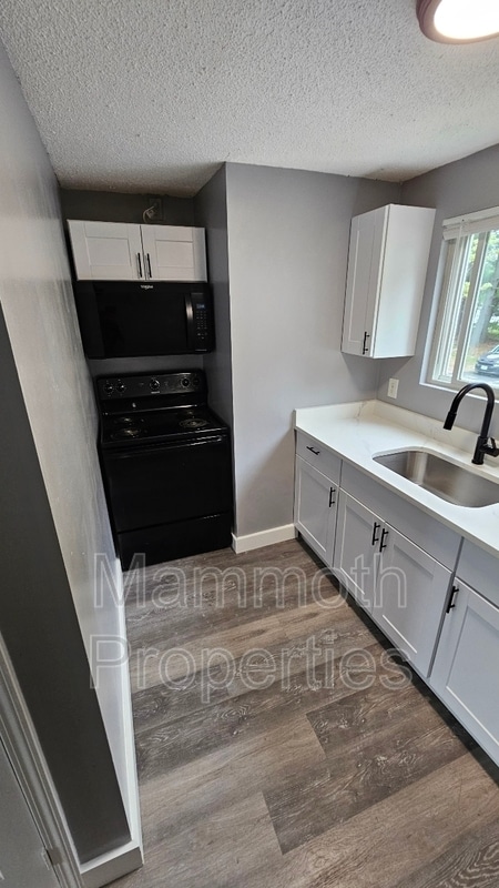 Photo - 671 Corning Rd Condo Unit 3
