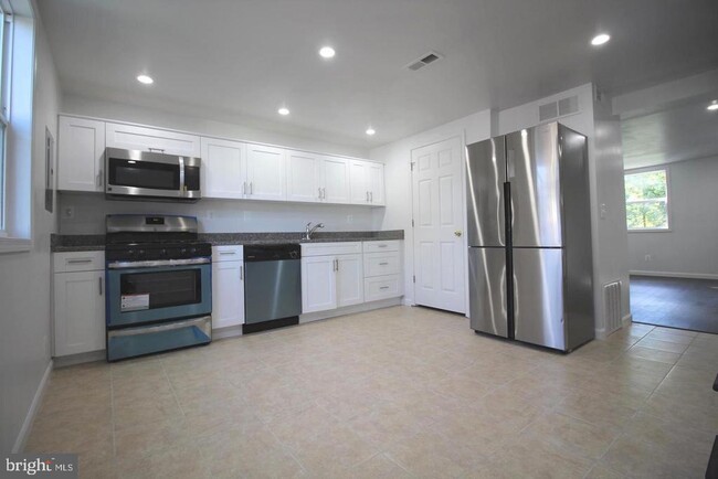 Building Photo - 523 Carlsbad Ct Rental