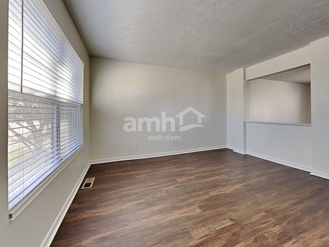 Photo - 304 Trout Valley Rd