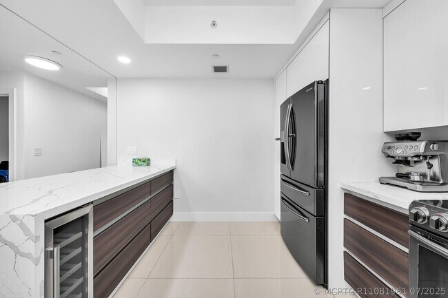 Photo - 3330 NE 190th St Unit 1911