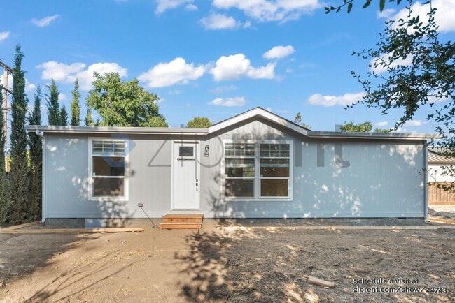 Building Photo - 1133 Lovell Ave