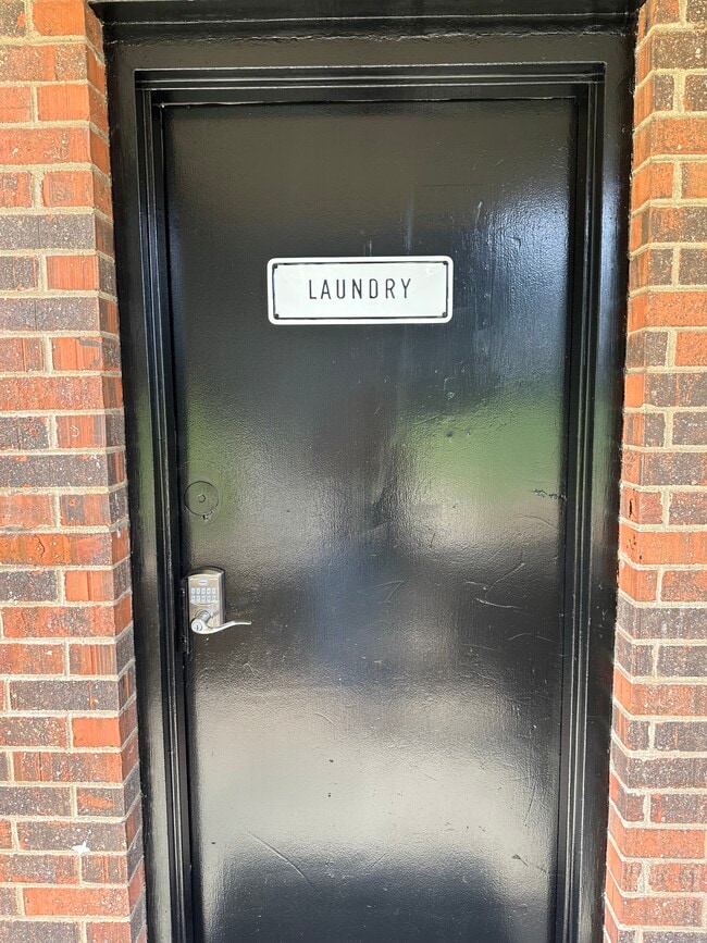 Highland Avenue Apartments