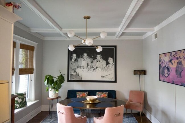 Photo - 2 bedroom in Chicago IL 60613 Unit 3W