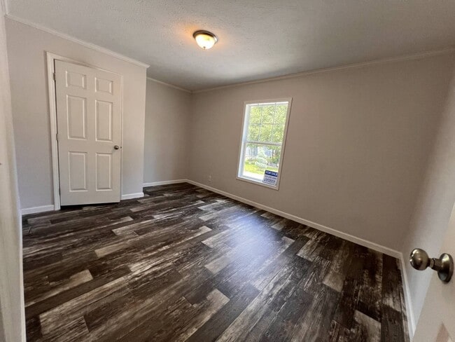 Photo - 5301 NE 27th Ave