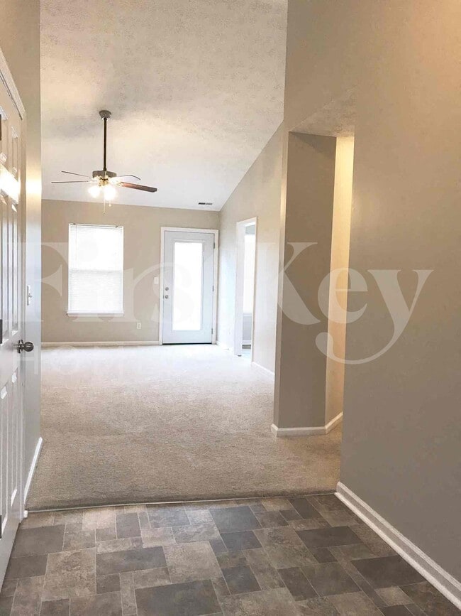 Photo - 12 Amelia Park Dr