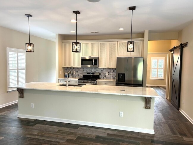 Photo - 2911 Maybry Dr